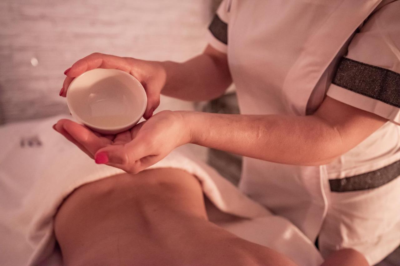 أفولا White Apartments & Spa المظهر الخارجي الصورة