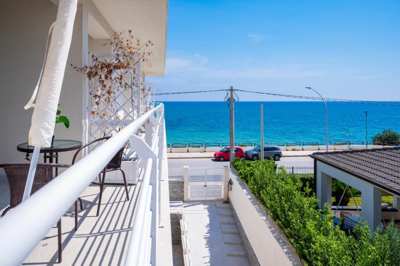 أفولا White Apartments & Spa المظهر الخارجي الصورة