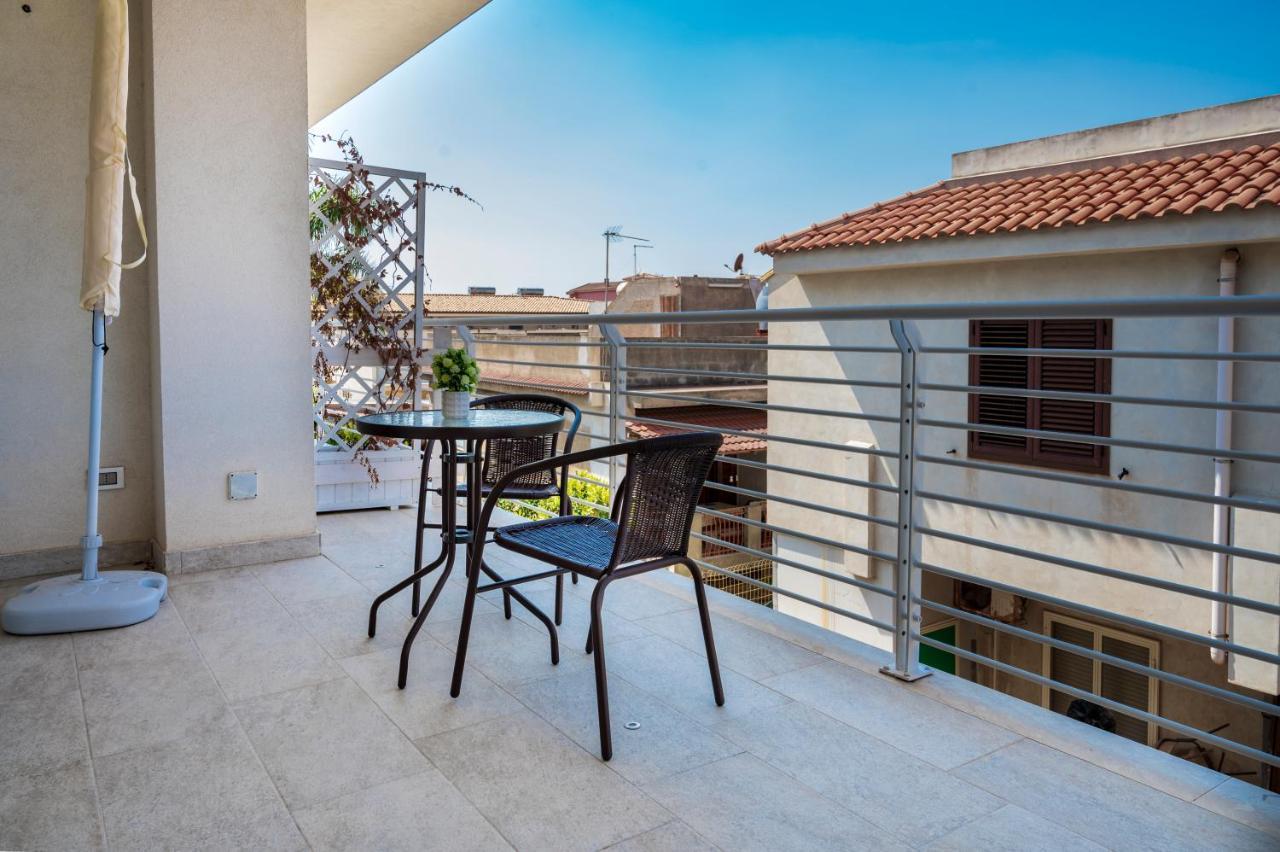 أفولا White Apartments & Spa المظهر الخارجي الصورة